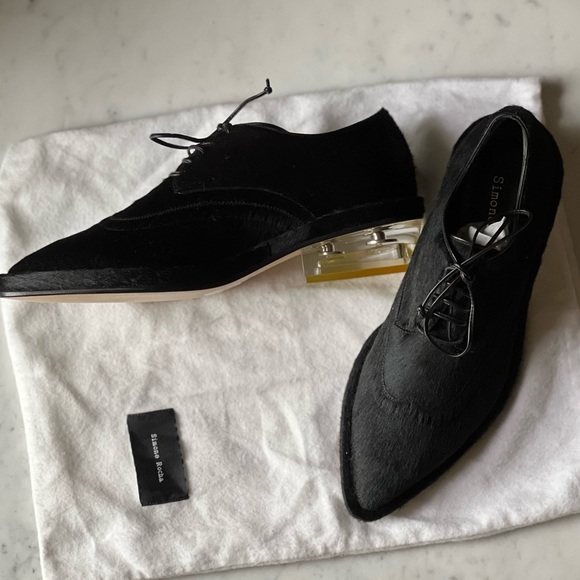 🤑SOLD🤑New Simone Rocha Black Ponyhair Oxford Brogues Flats 8/39 - Picture 3 of 4